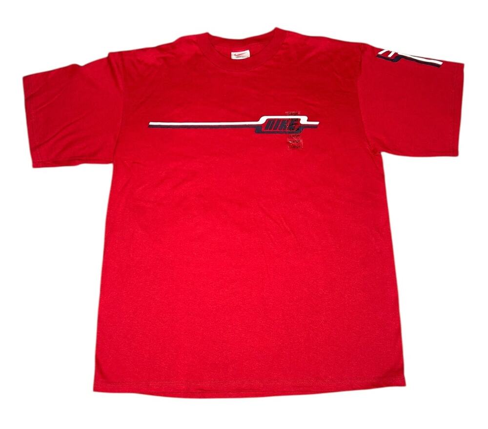 Vintage 90s Nike Graphic Logo T-Shirt